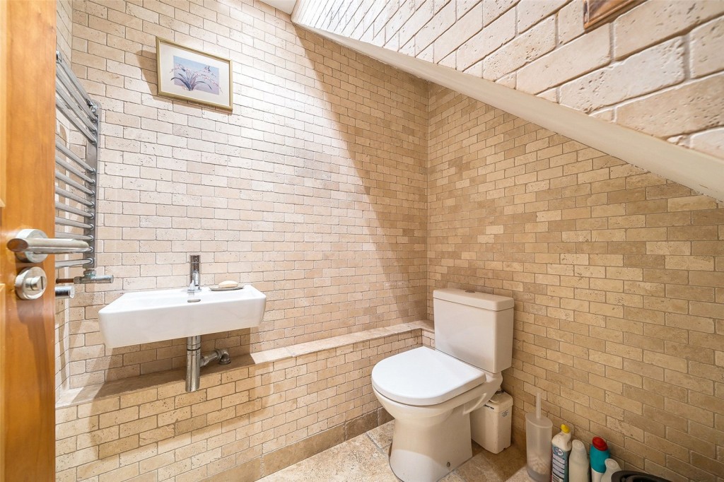 Images for London EAID:1949463716 BID:URP