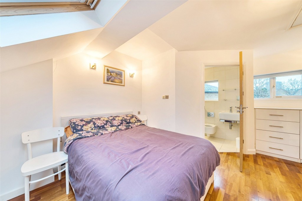 Images for London EAID:1949463716 BID:URP