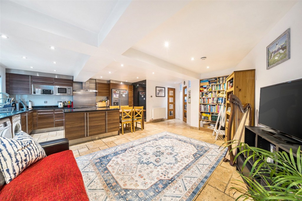 Images for London EAID:1949463716 BID:URP