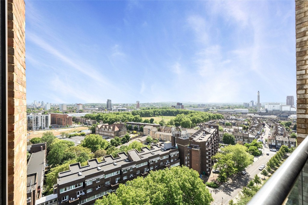 Images for London EAID:1949463716 BID:URP