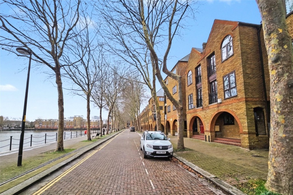 Images for London EAID:1949463716 BID:URP