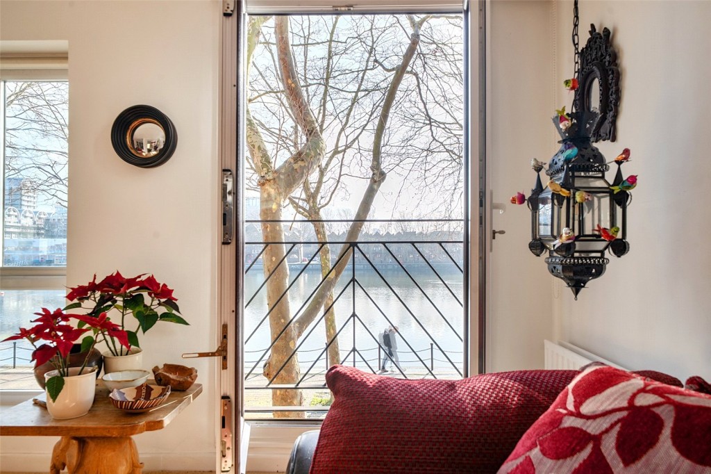 Images for London EAID:1949463716 BID:URP