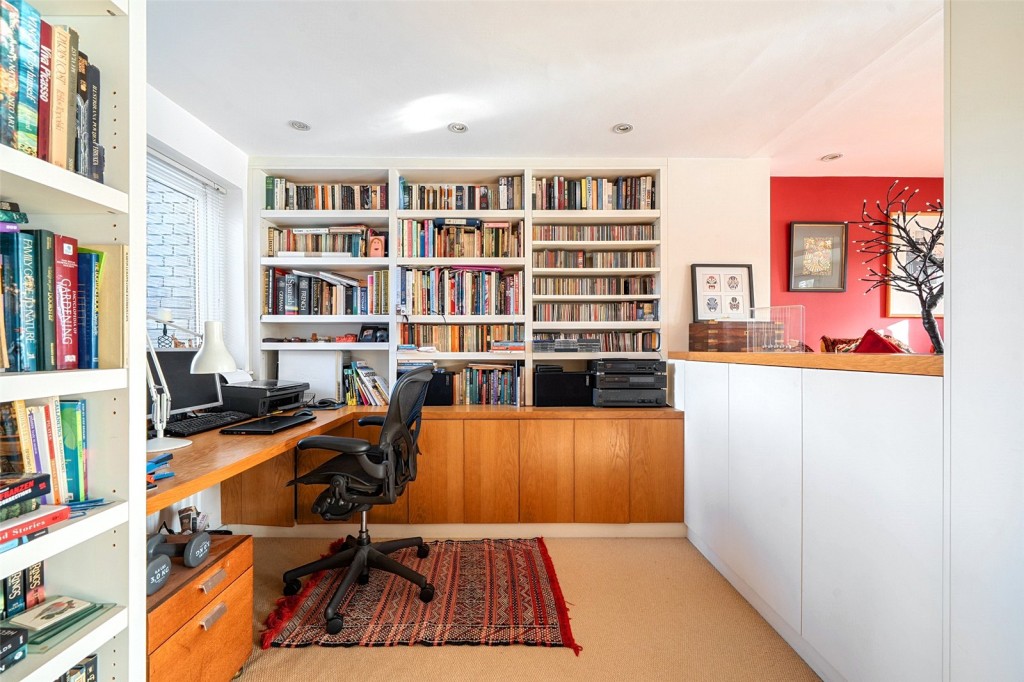 Images for London EAID:1949463716 BID:URP