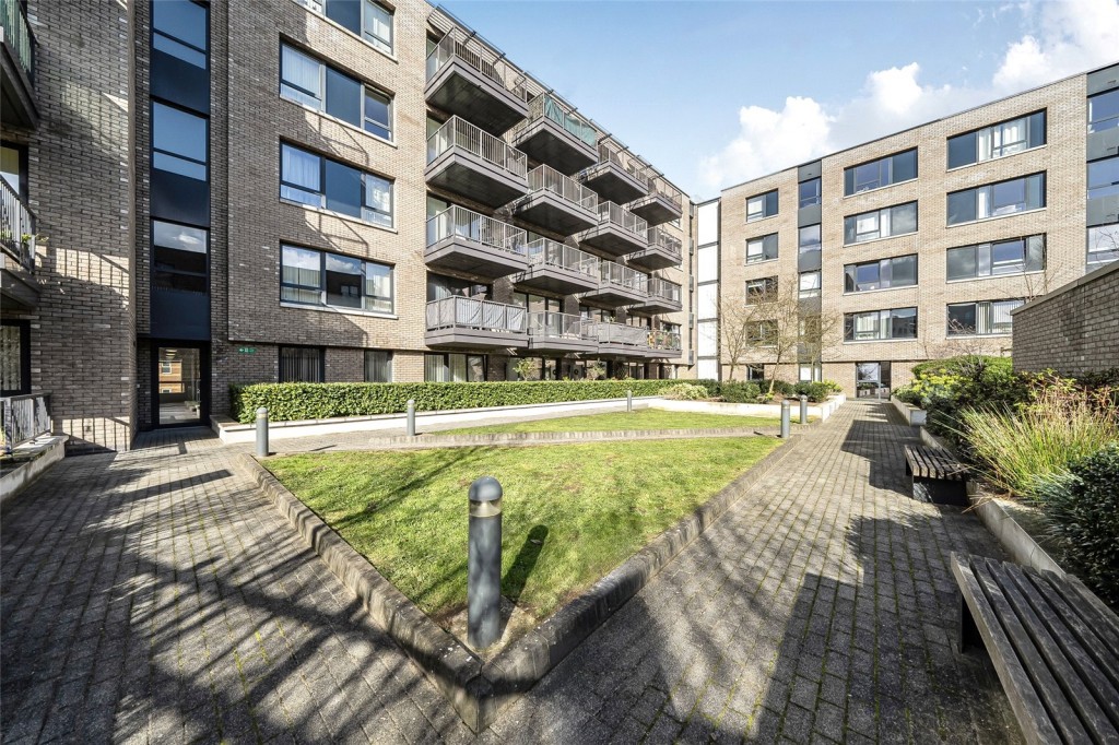 Images for London EAID:1949463716 BID:URP