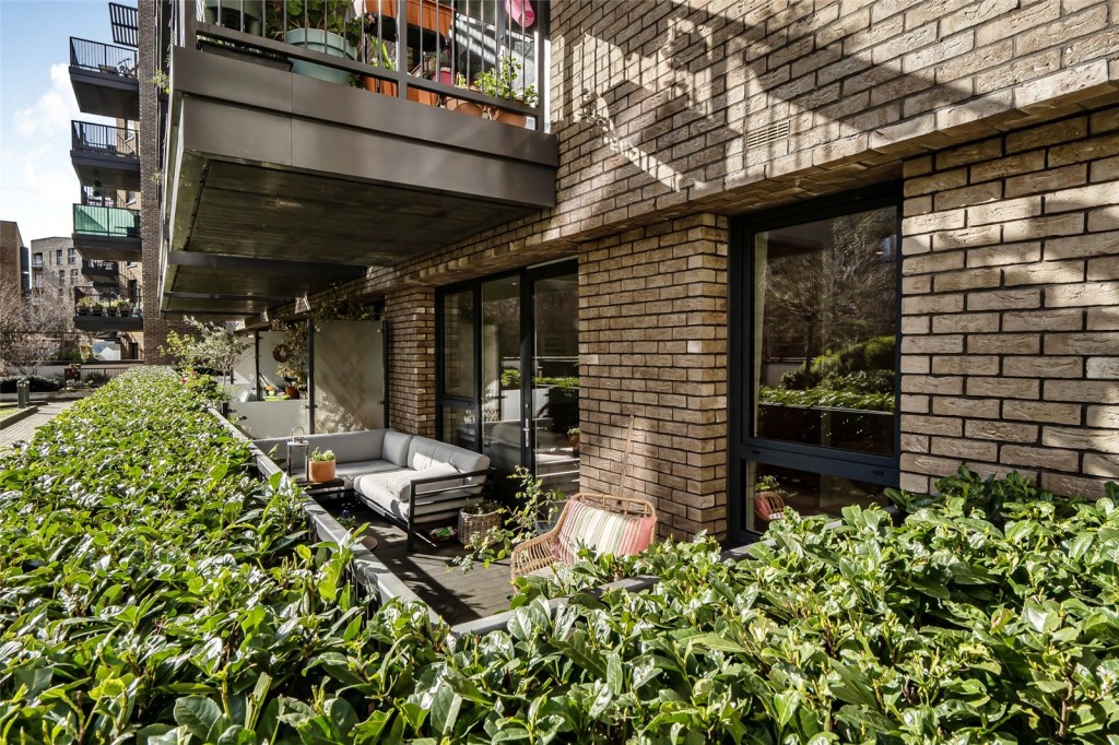 Images for London EAID:1949463716 BID:URP