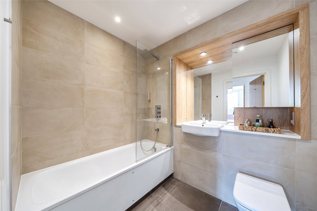 Images for London EAID:1949463716 BID:URP