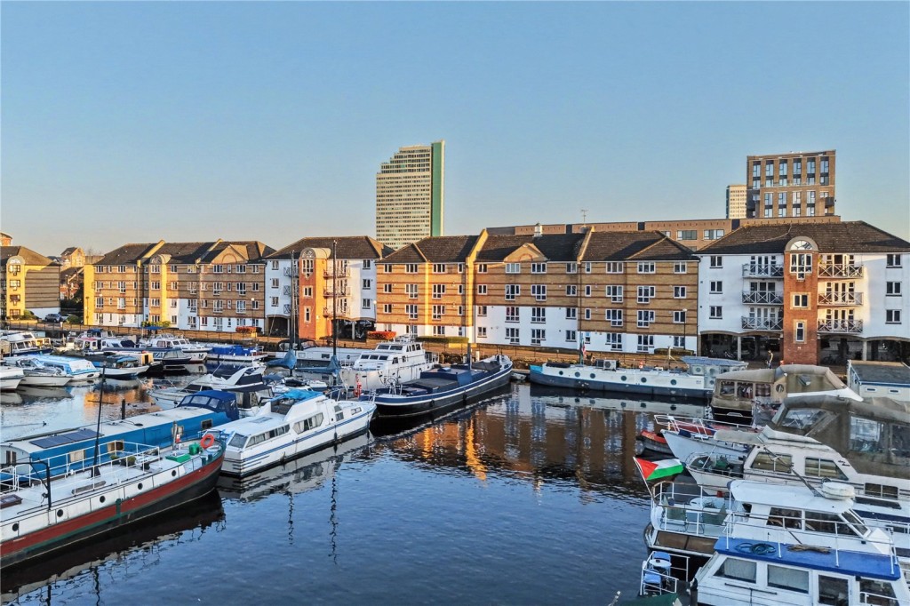 Images for London EAID:1949463716 BID:URP