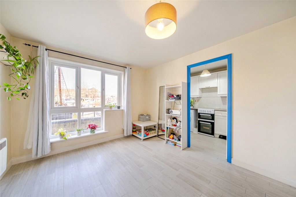 Images for London EAID:1949463716 BID:URP