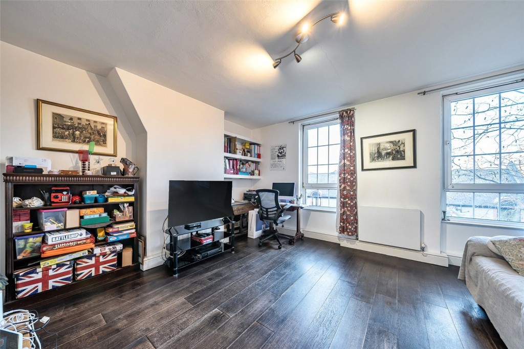 Images for London EAID:1949463716 BID:URP