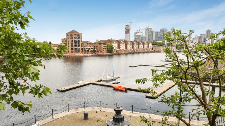 Greenland Dock & its history